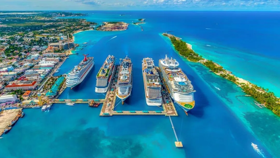Famous Places in Bahamas You Can Actually Visit in a Day Trip from Miami