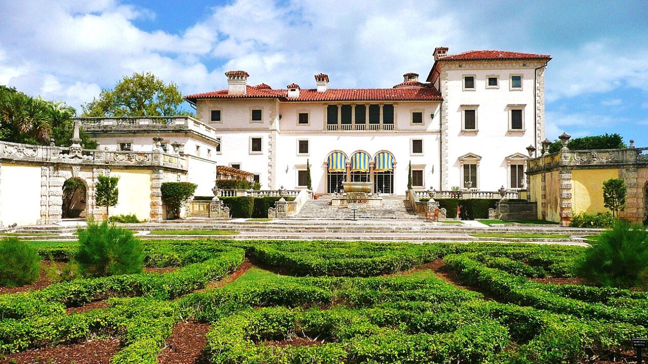 Vizcaya Museum mansion with ornate gardens and Mediterranean design. 
