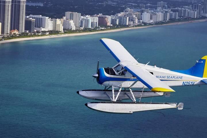 Miami Skyline Seaplane Tour image 3
